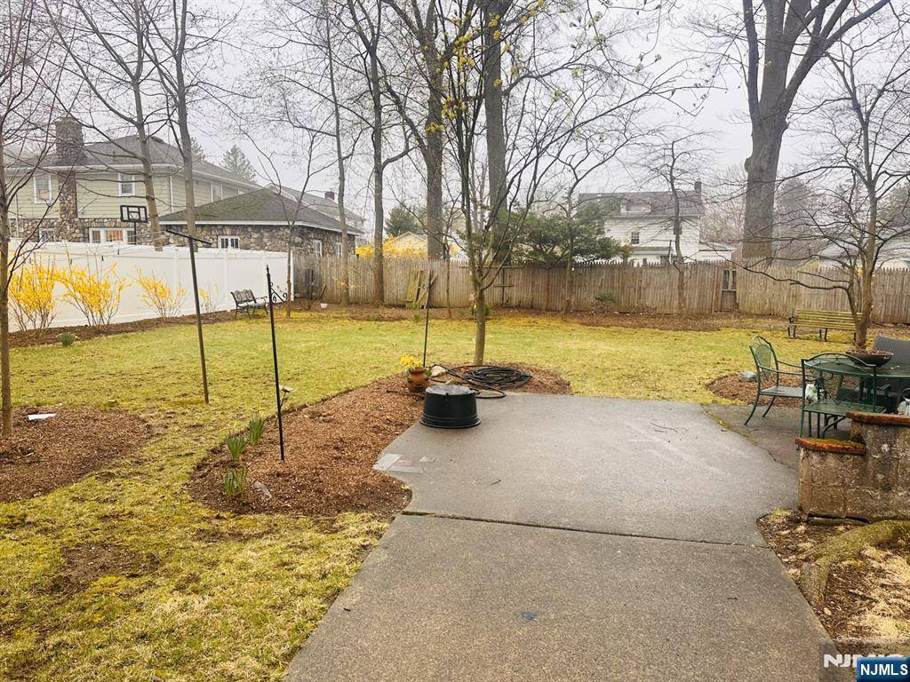 Pompton Lakes, NJ 07442,120 Pompton AVE