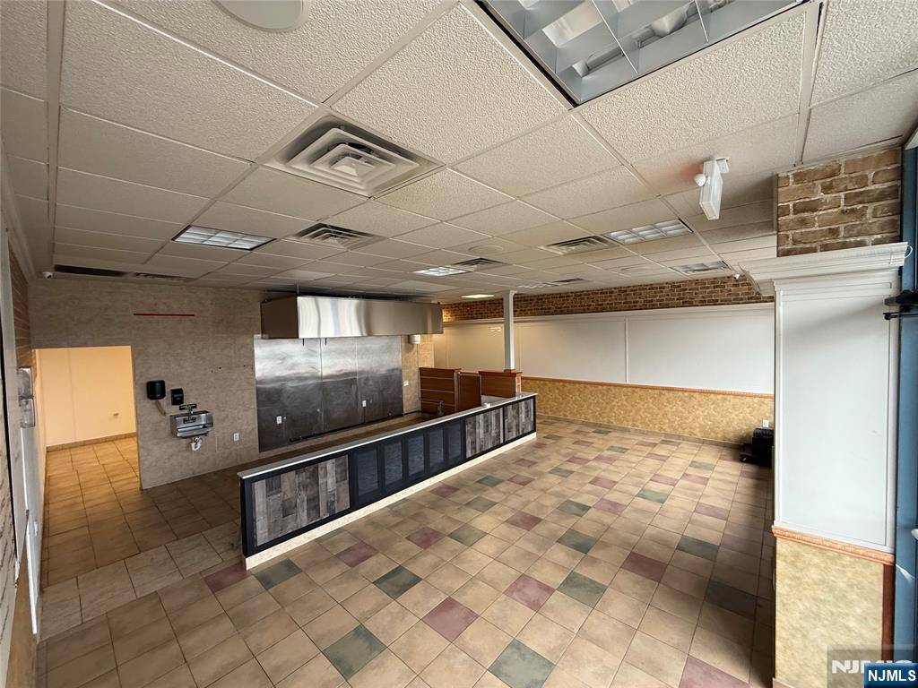Pompton Lakes, NJ 07442,14 Wanaque AVE