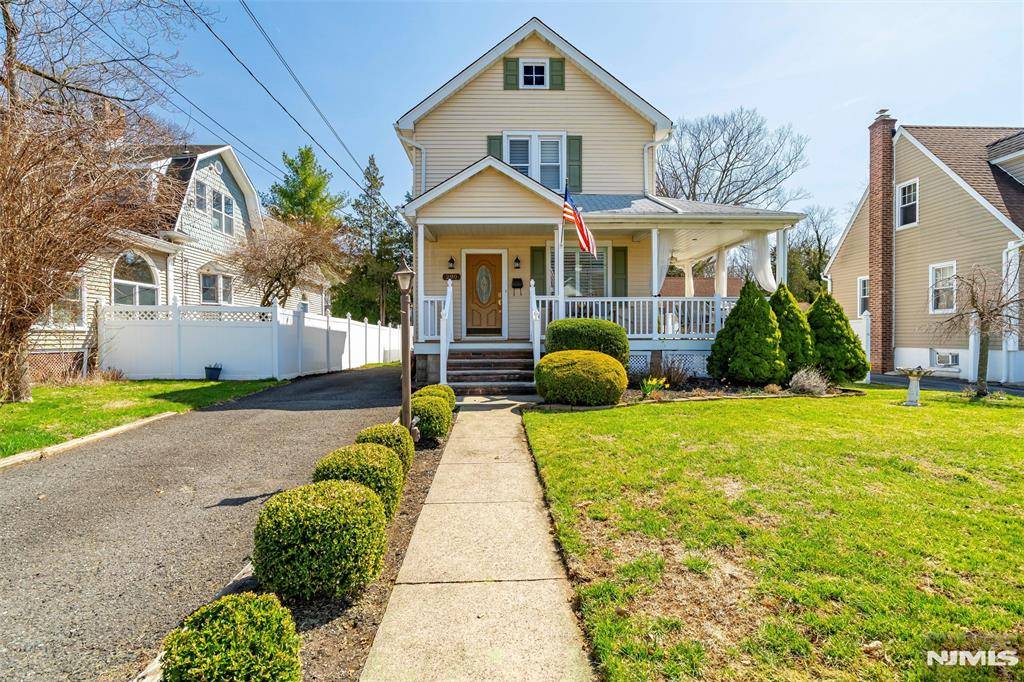 Norwood, NJ 07648,290 Livingston ST