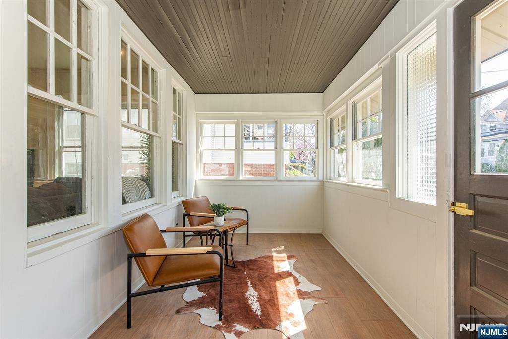 West Orange, NJ 07052,23 Ashwood TER
