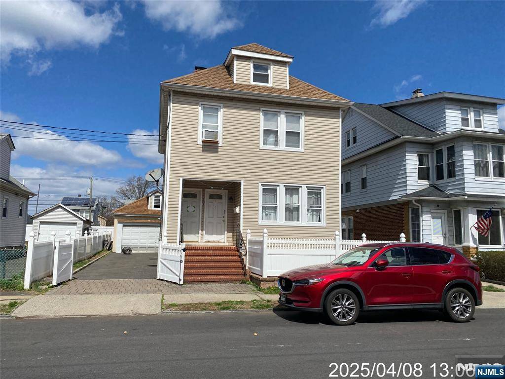 Hillside, NJ 07205,355 Princeton AVE