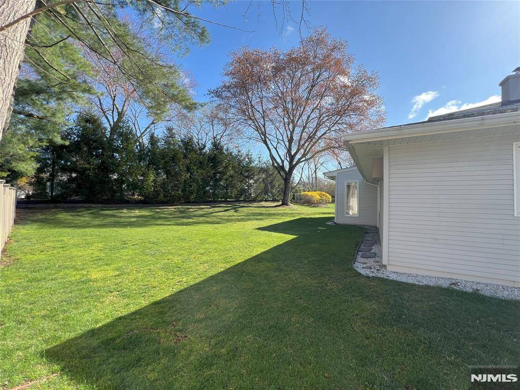 Harrington Park, NJ 07640,87 Lincoln TER