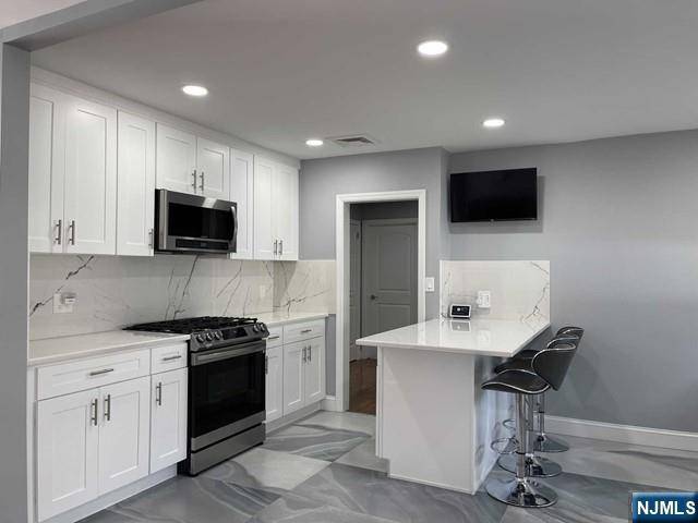 Fair Lawn, NJ 07410,16-37 Parmelee AVE