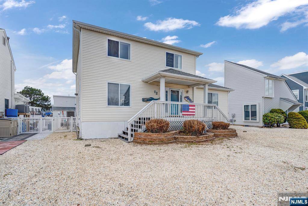 Stafford, NJ 08050,12 Peggy LN