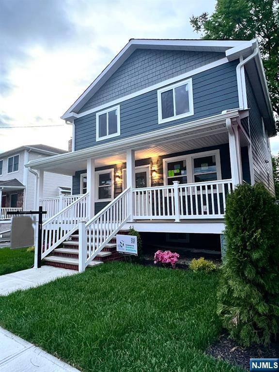 Hawthorne, NJ 07506,79 Van Winkle AVE