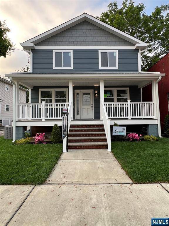 Hawthorne, NJ 07506,79 Van Winkle AVE