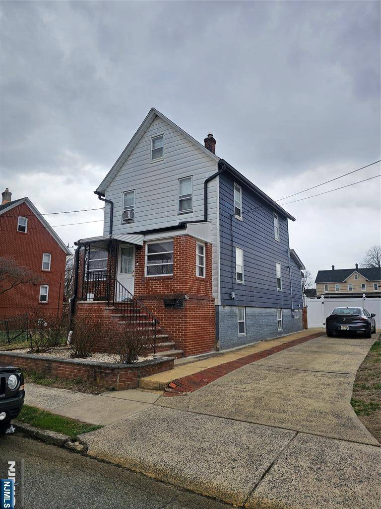 South River, NJ 08882,28 Armstrong AVE