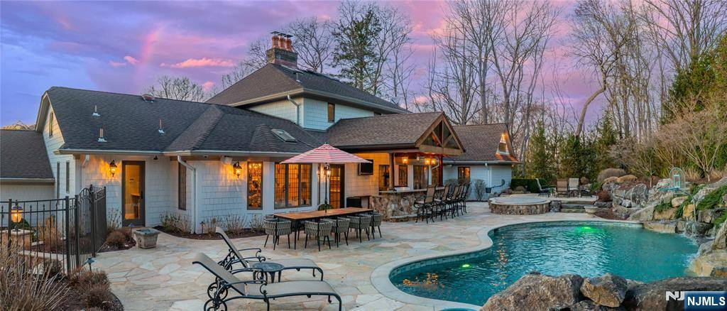 Franklin Lakes, NJ 07417,265 Green Ridge RD