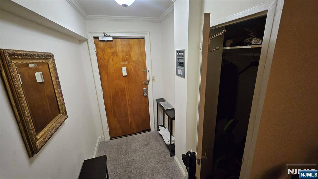 Fort Lee, NJ 07024,2345 Linwood #4H