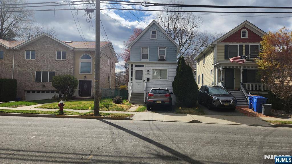 Tenafly, NJ 07670,65 Grove ST