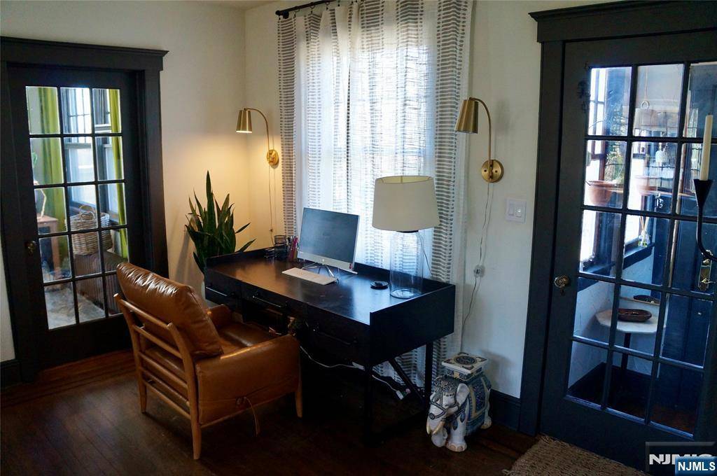 Teaneck, NJ 07666,522 Oritani PL