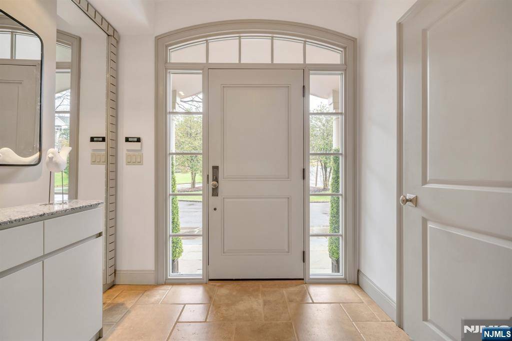 Millburn, NJ 07078,293 Lupine WAY