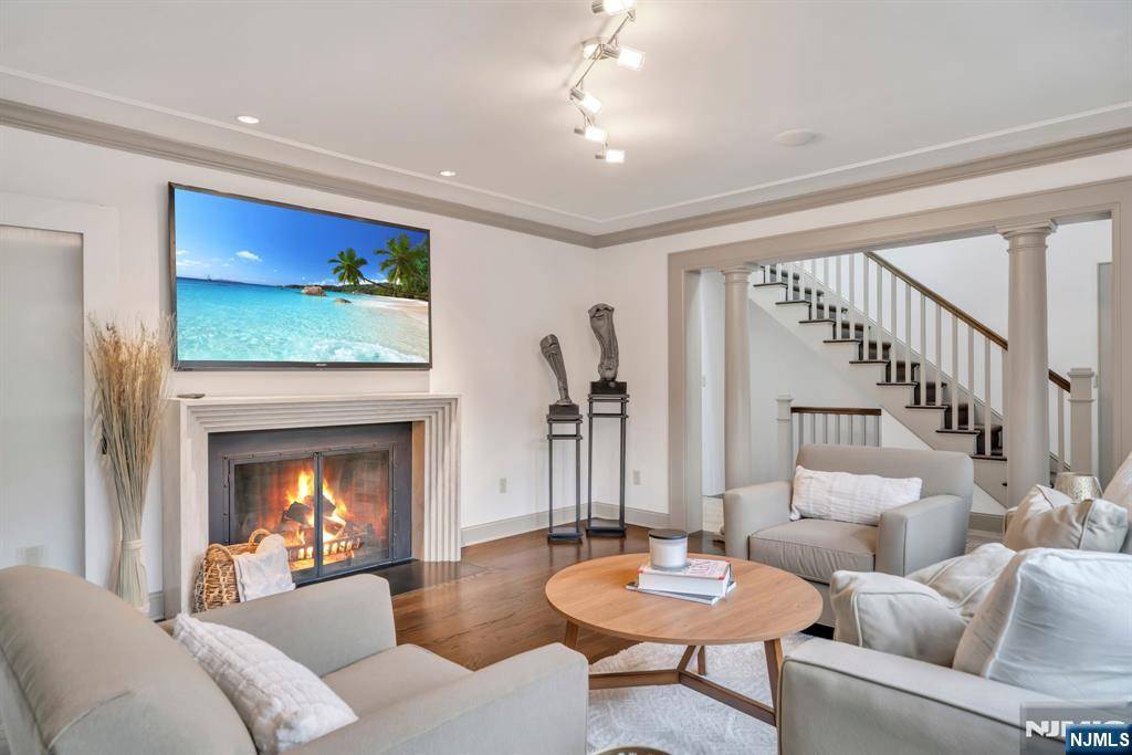Millburn, NJ 07078,293 Lupine WAY