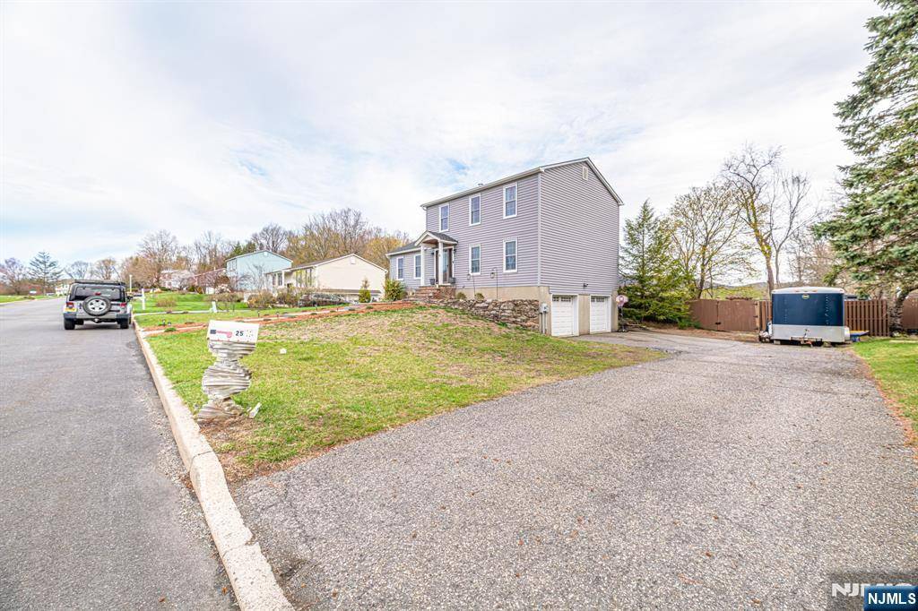 Hamburg, NJ 07419,25 Hamilton ST