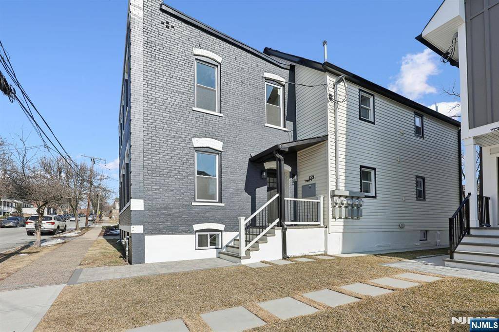 Montclair, NJ 07042,135 Forest ST #2R