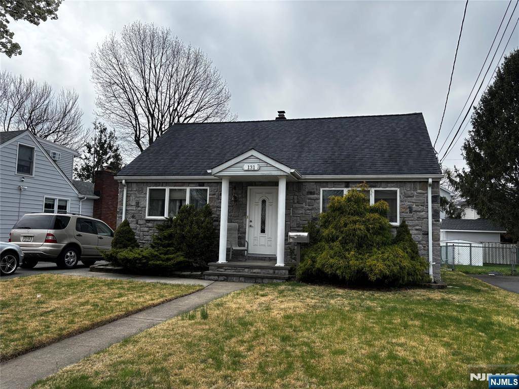 Clifton, NJ 07012,131 Martin AVE