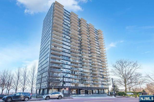 West New York, NJ 07093,6050 Boulevard East #6D