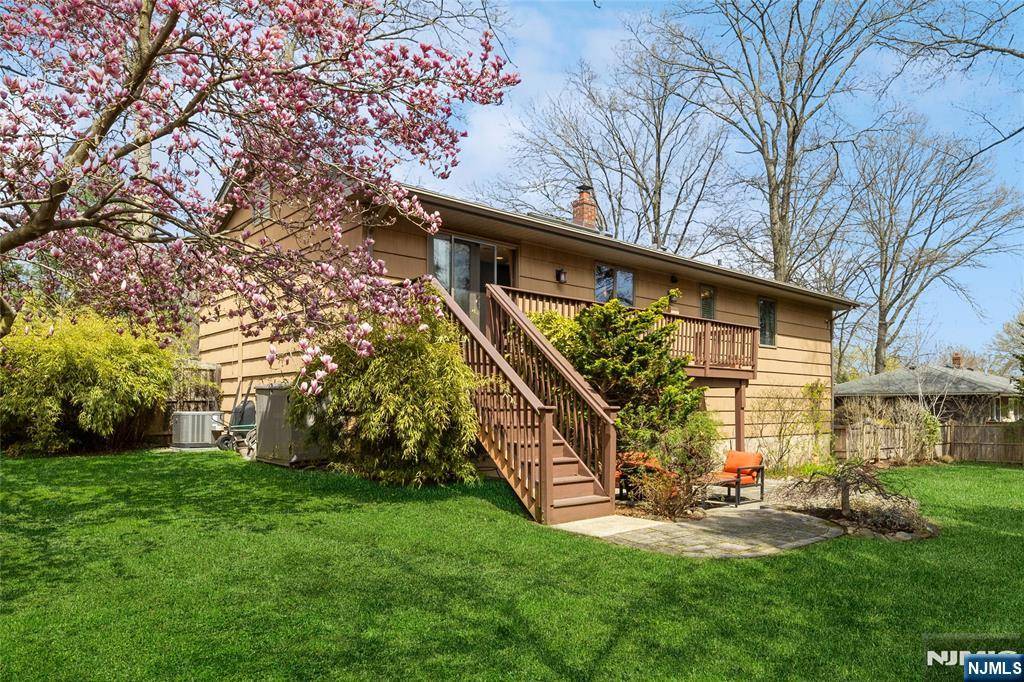 Demarest, NJ 07627,45 Lenox AVE