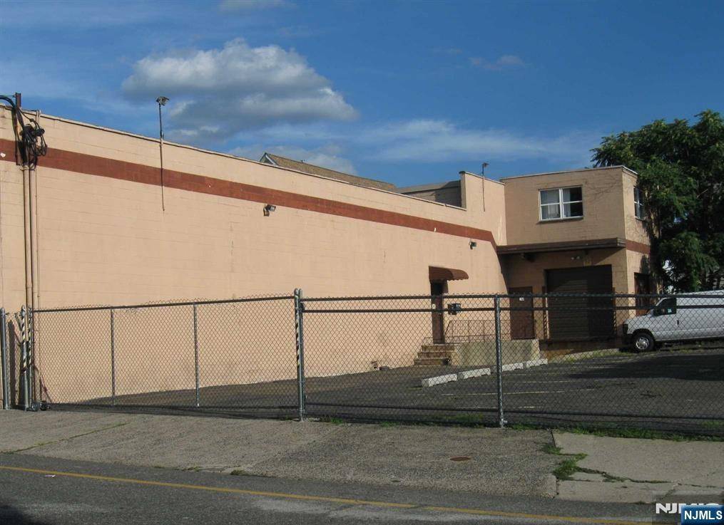 Garfield, NJ 07026,38 Plauderville AVE