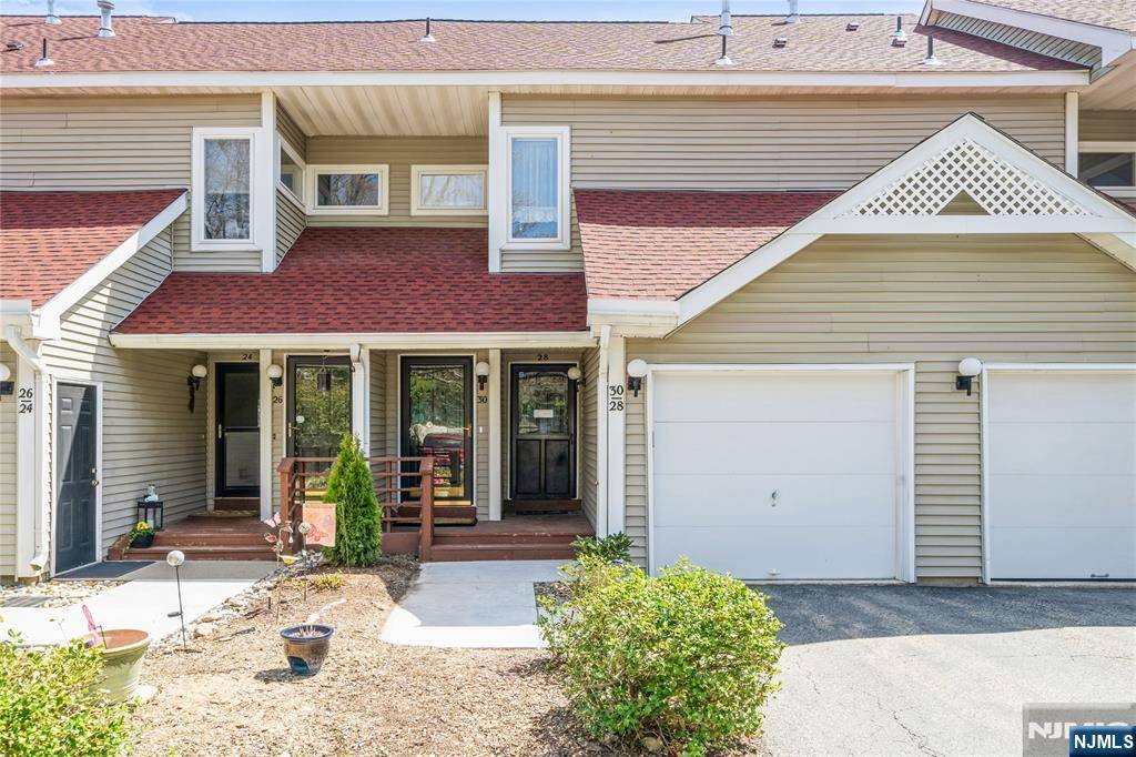 Jefferson Township, NJ 07438,30 Pine Hollow CT
