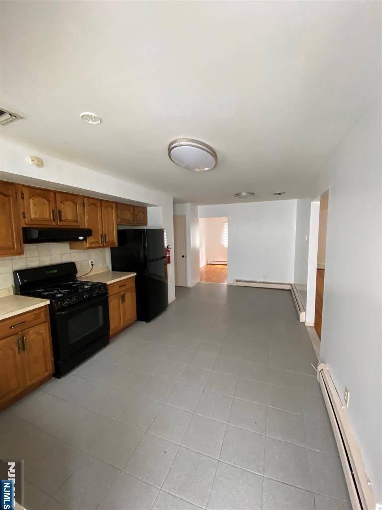 Ridgefield, NJ 07657,571 Stewart ST
