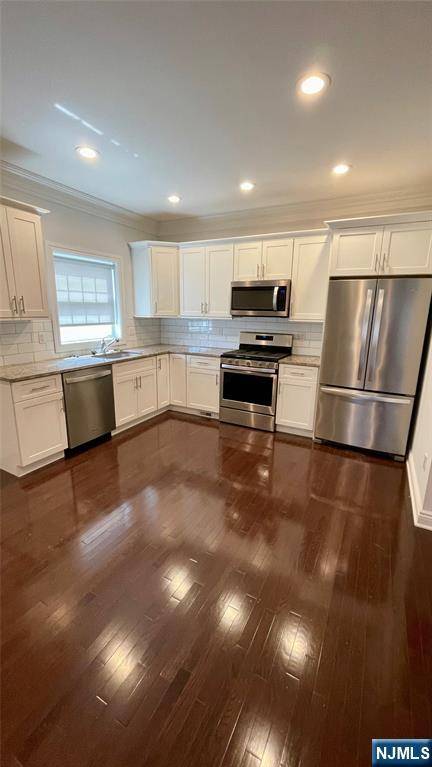 Hawthorne, NJ 07507,6 Sotnick ST #A