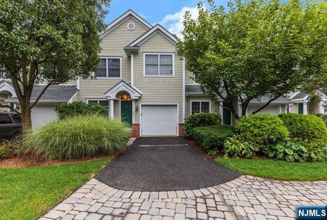 Wyckoff, NJ 07481,508 Huntington CT