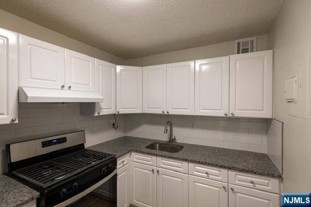West New York, NJ 07093,5701 Boulevard East ##22A