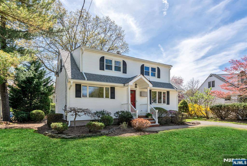 Ridgewood, NJ 07450,731 Midwood RD