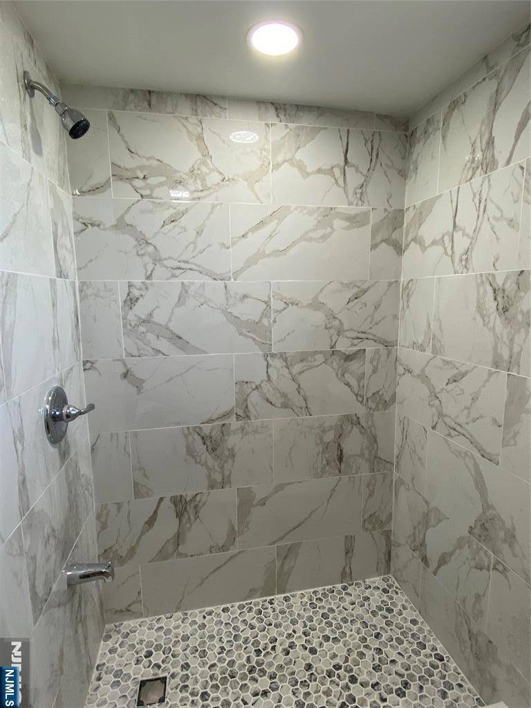 Paterson, NJ 07501,151 Spring ST #2