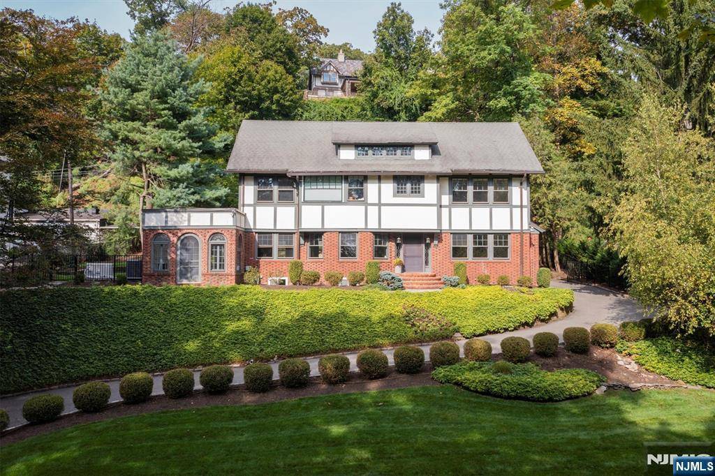 Montclair, NJ 07042,102 Highland AVE