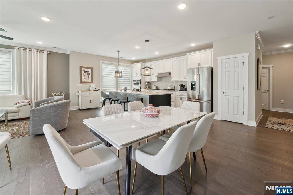 Florham Park Borough, NJ 07960,1 Hadley #101