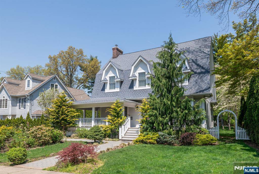 Leonia, NJ 07605,189 Park AVE