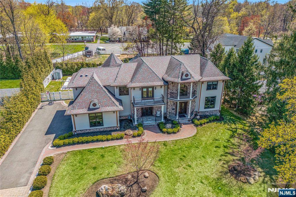 Haworth, NJ 07641,115 Maple ST