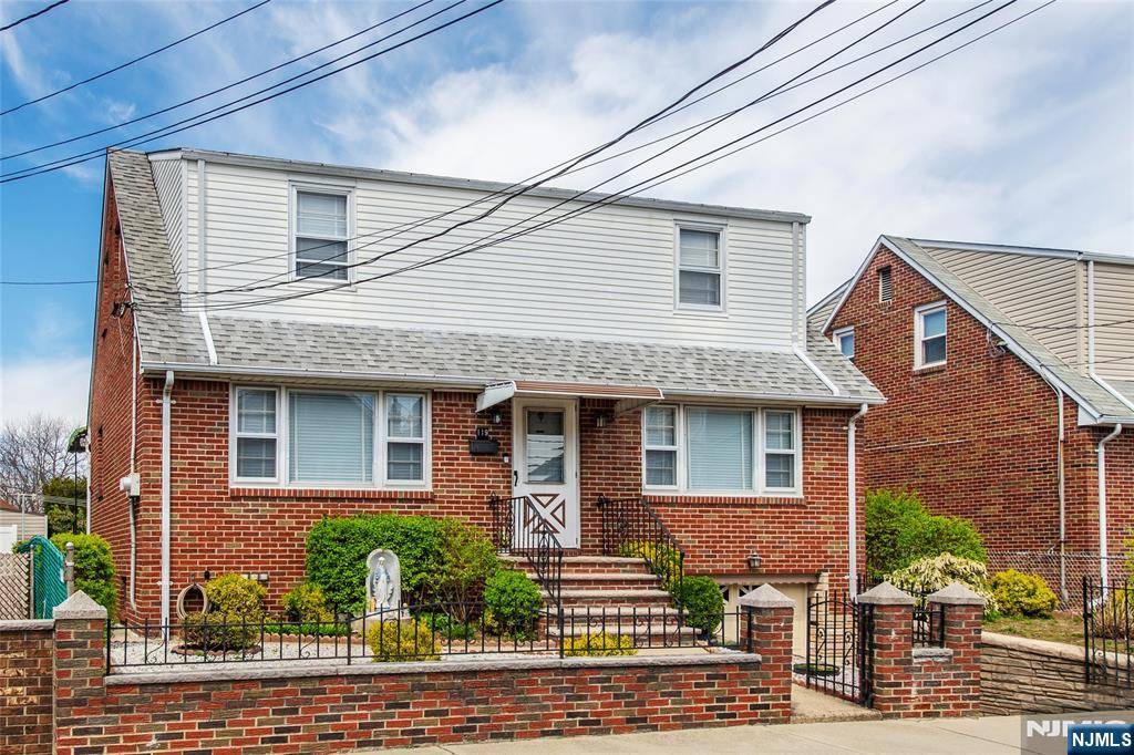 North Arlington, NJ 07031,119 Gold ST #2