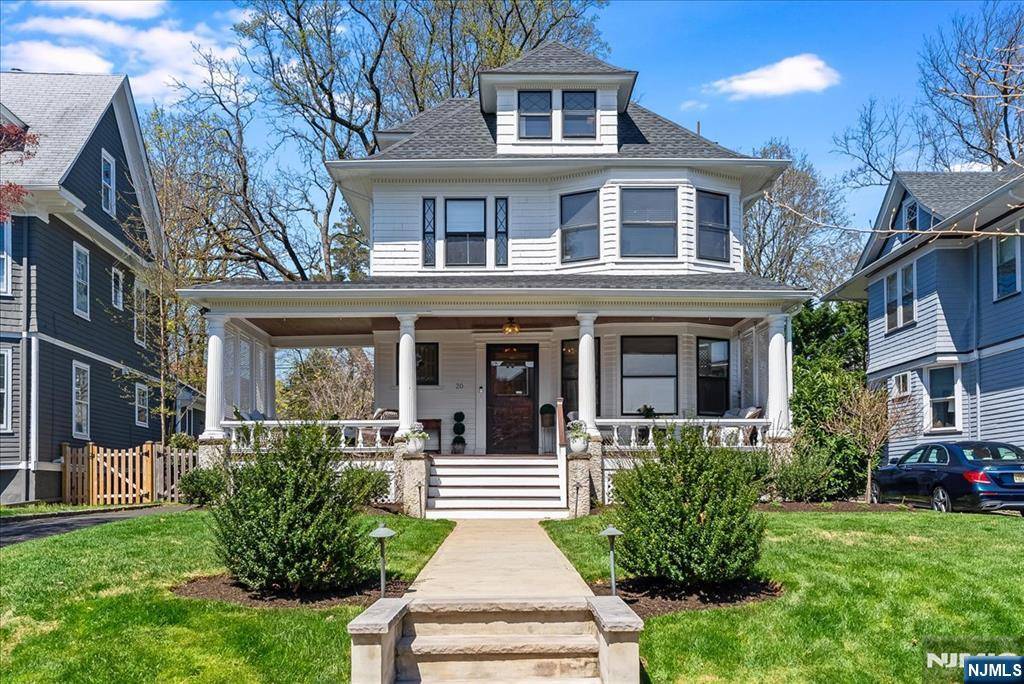 Glen Ridge, NJ 07028,20 Hillside AVE