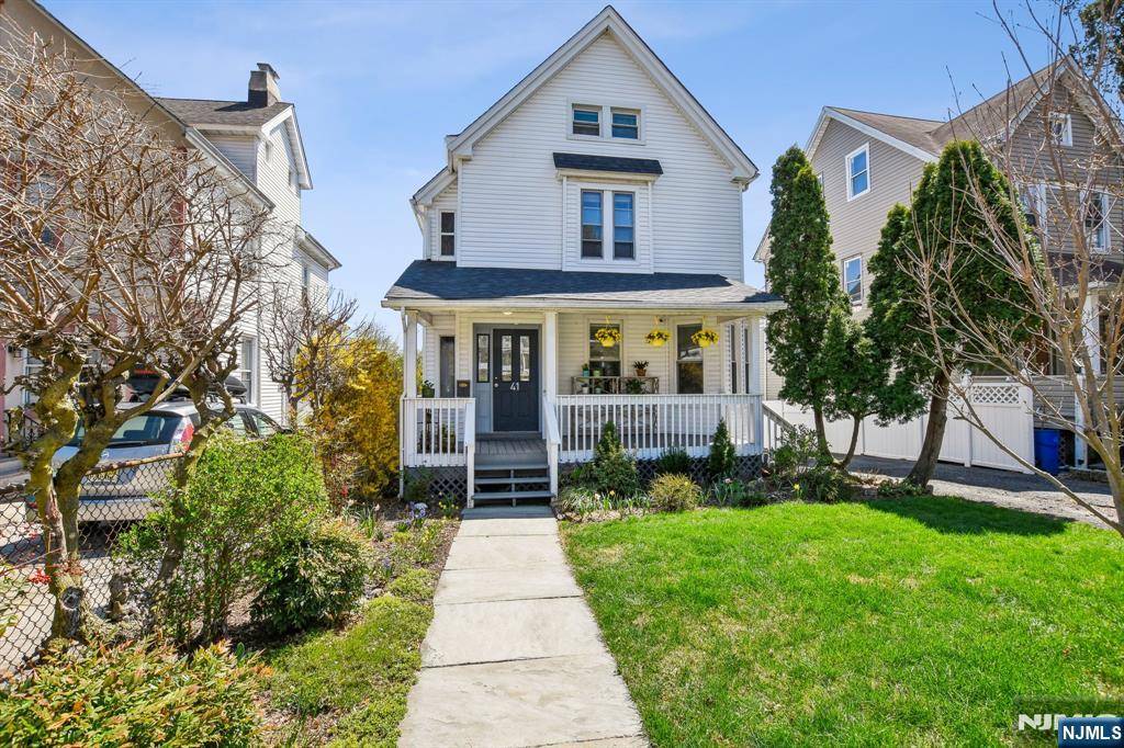 Montclair, NJ 07042,41 Forest ST