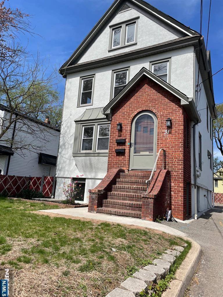 Maywood, NJ 07607,31 E Passaic ST #1