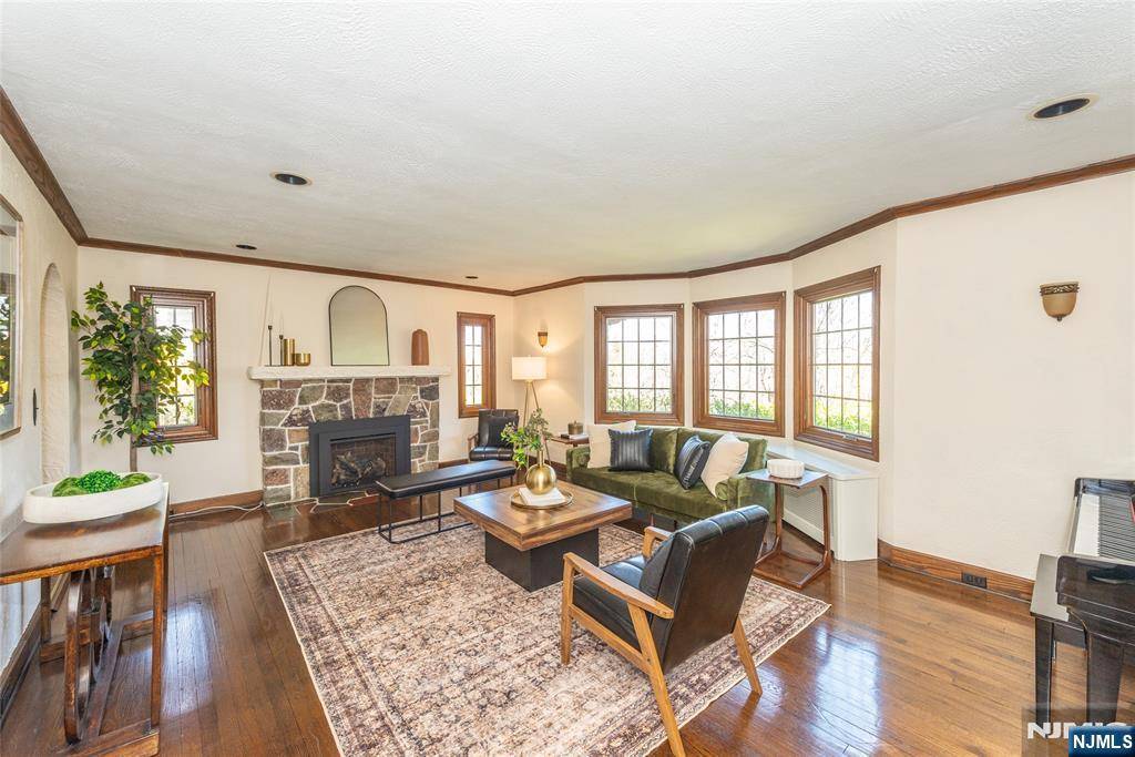 Verona, NJ 07044,41 Stocker RD