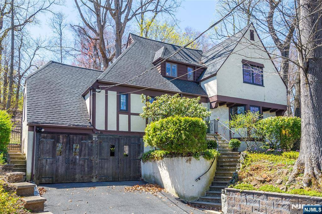 Verona, NJ 07044,41 Stocker RD