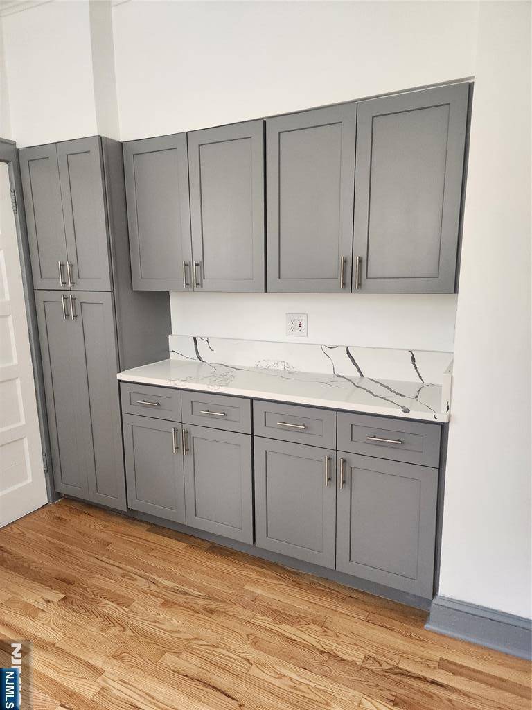 Ridgefield Park, NJ 07660,32 Euclid AVE #1