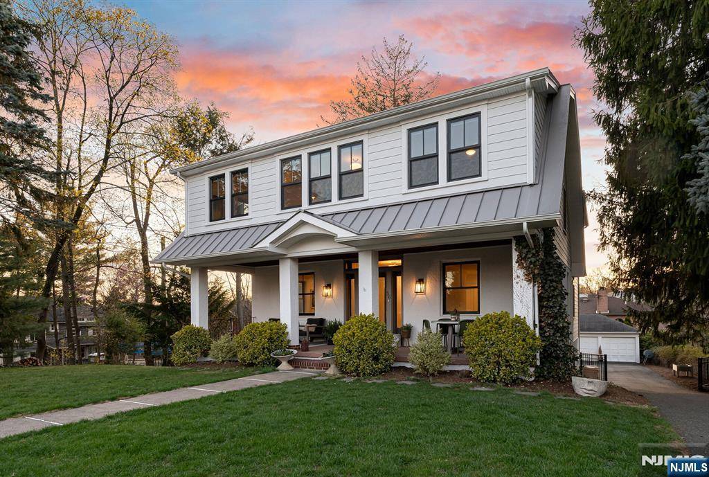 Ridgewood, NJ 07450,56 Sherman PL