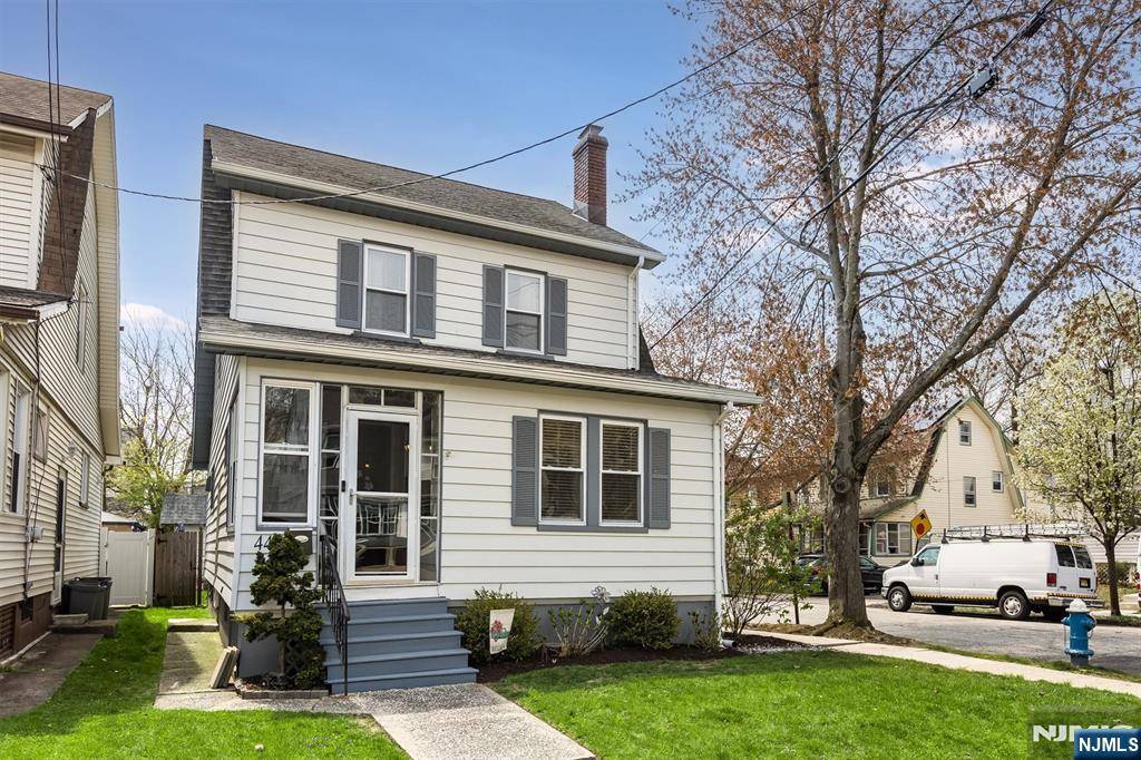 West Orange, NJ 07052,44 Virginia AVE