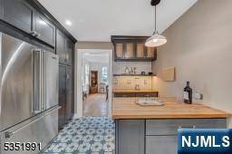South Orange Village, NJ 07079,400 Irving AVE