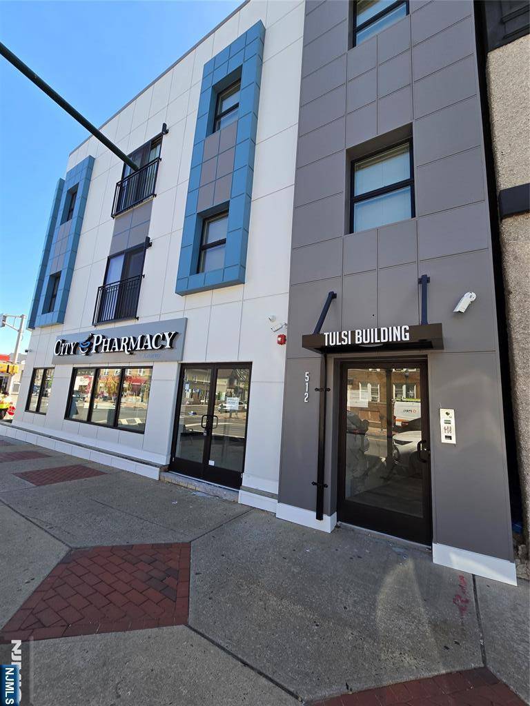 Kearny, NJ 07032,512 Kearny AVE #2A