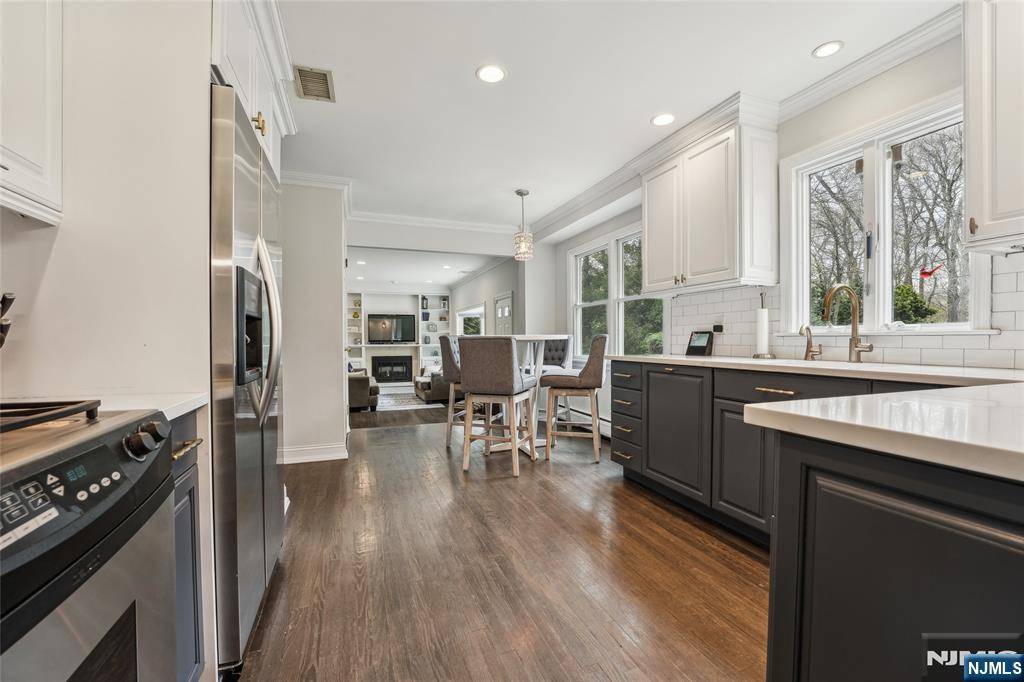 Mahwah, NJ 07430,34 Glenmere TER