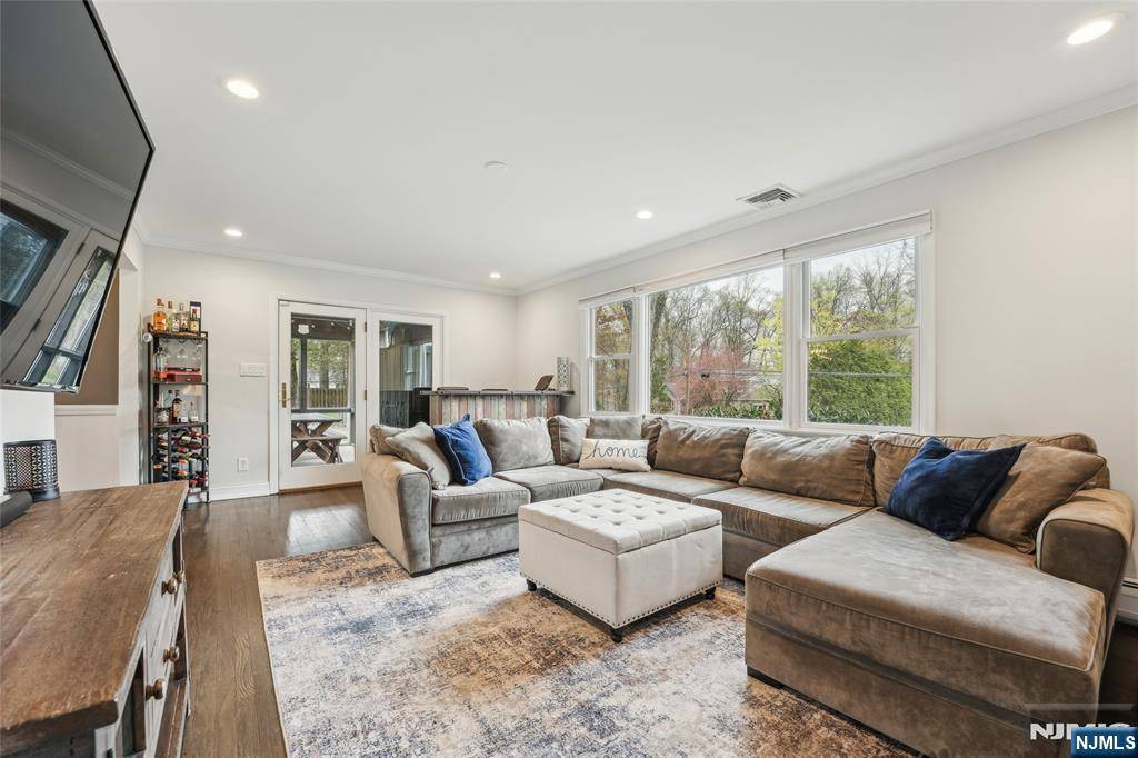 Mahwah, NJ 07430,34 Glenmere TER