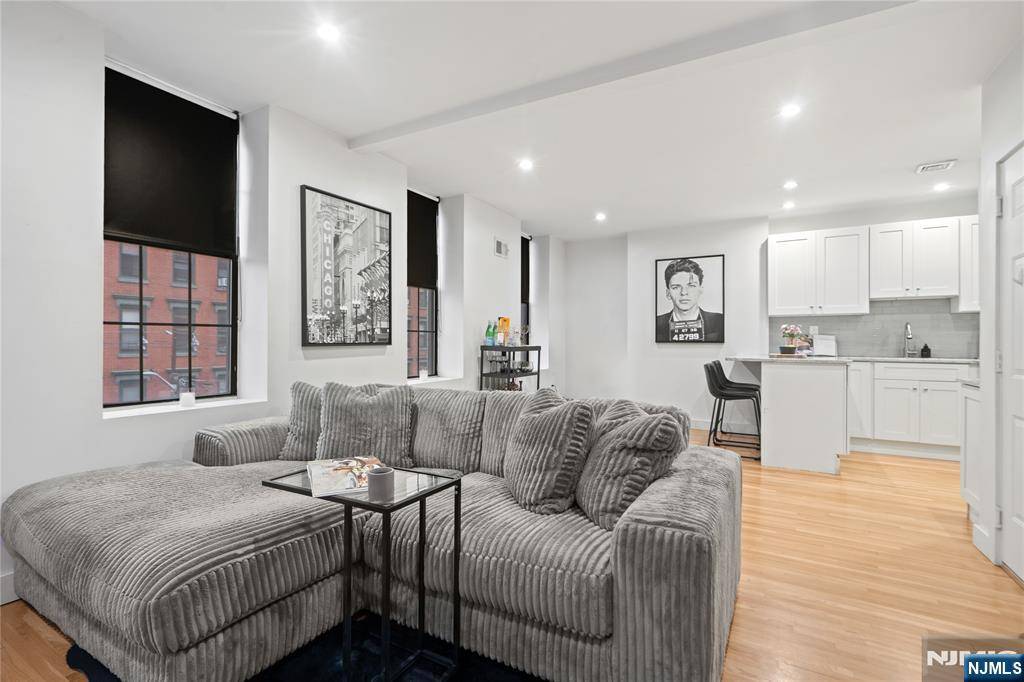 Hoboken, NJ 07030,801 Willow AVE #3F