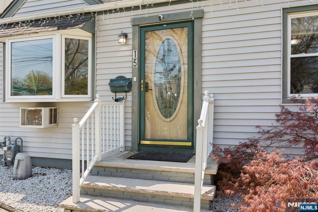 Nutley, NJ 07110,15 Sargent ST