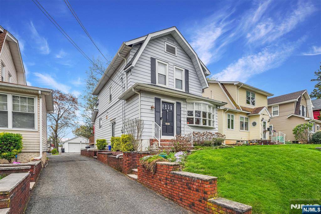 Nutley, NJ 07110,125 Highfield LN